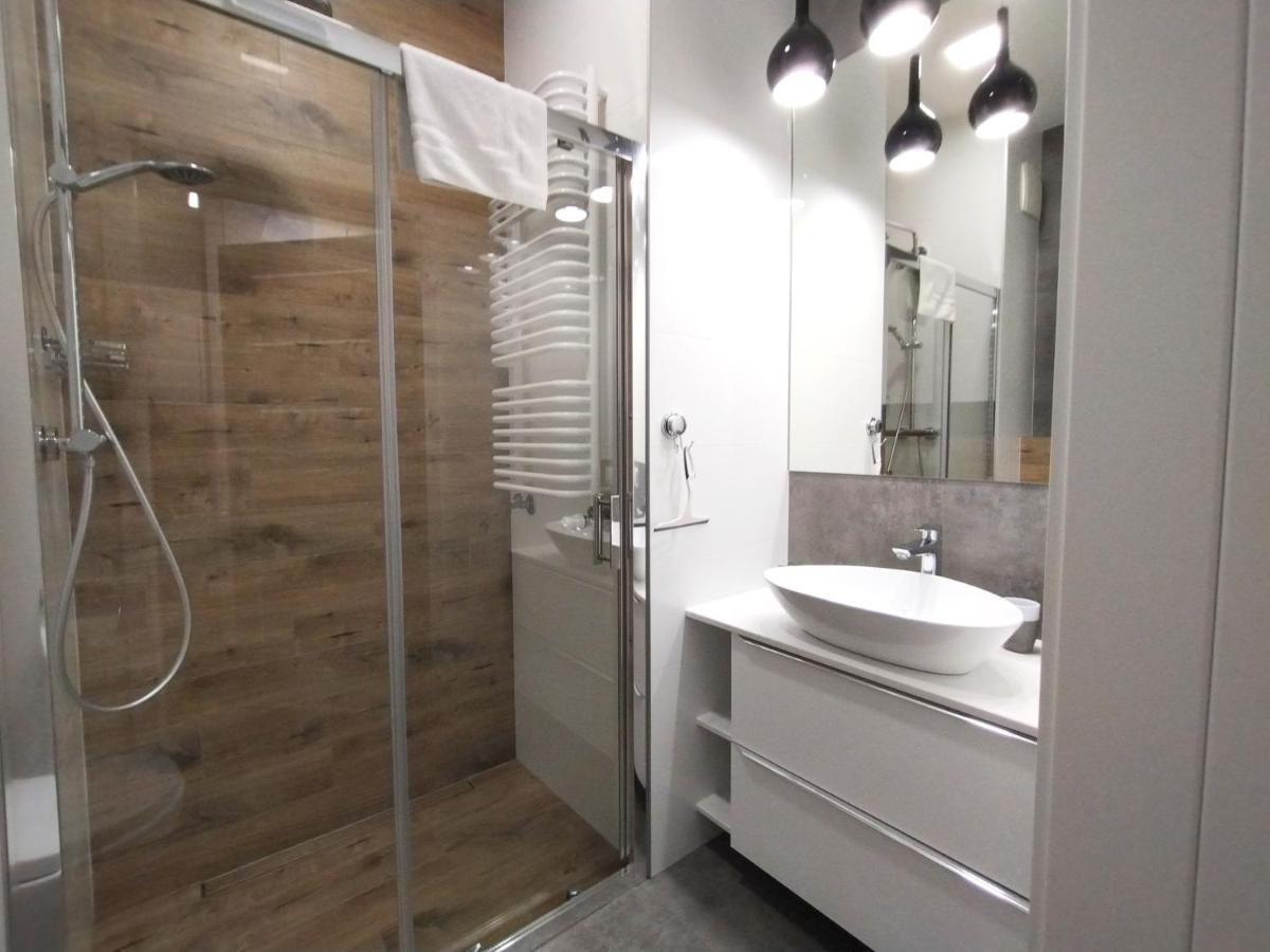 Prymasa Tysiaclecia 83A City Center Viev Sperate Bedroom By Perfect Apart 530 Warszawa Eksteriør billede